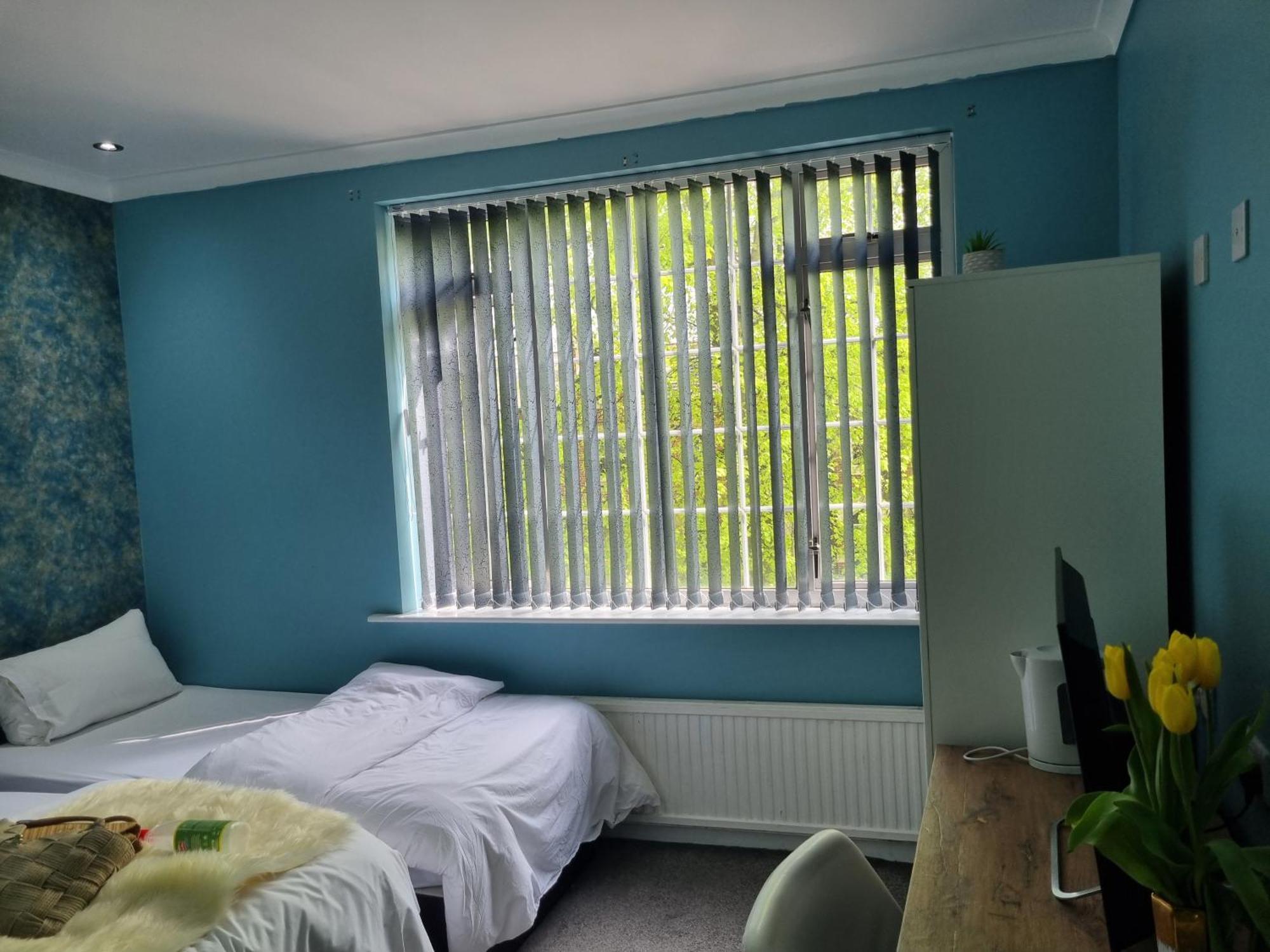 An Exclusive In A In Leeds Apartment *